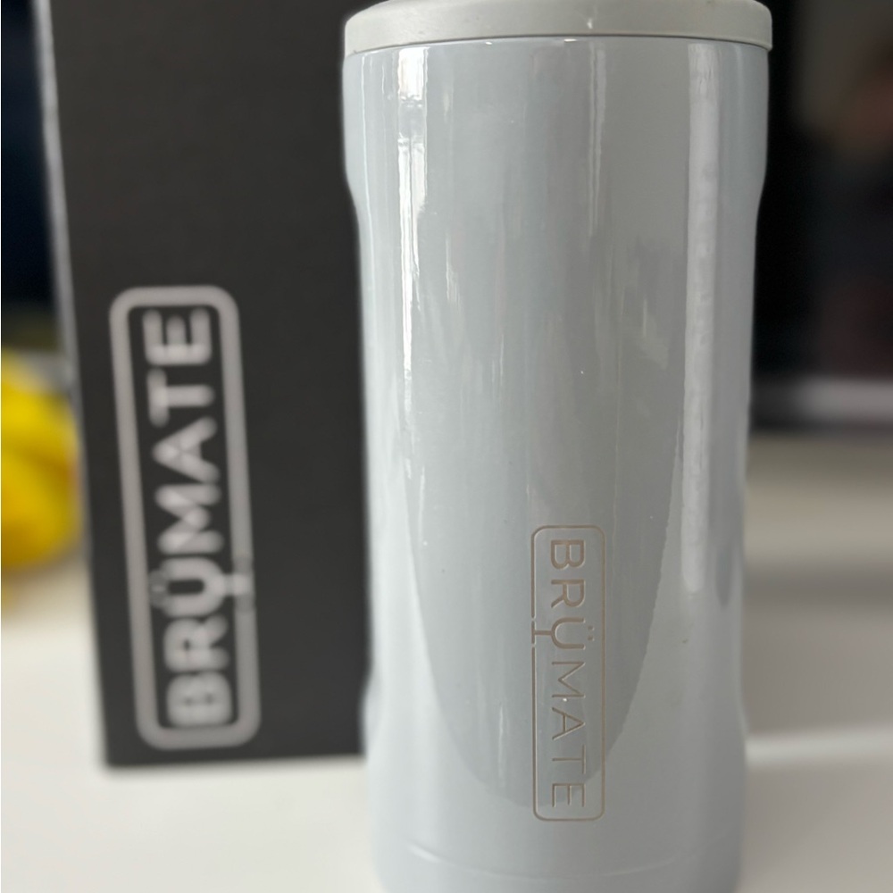 BrüMate Gray Slim Can Cooler & Stainless Steel Hopsulator Bott’l